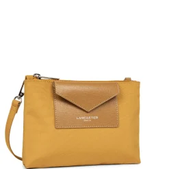 Petit pochette