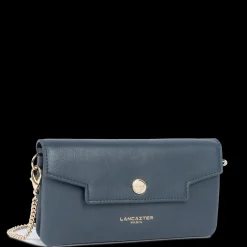 Petit pochette